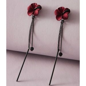 π Floral Drop Earrings New